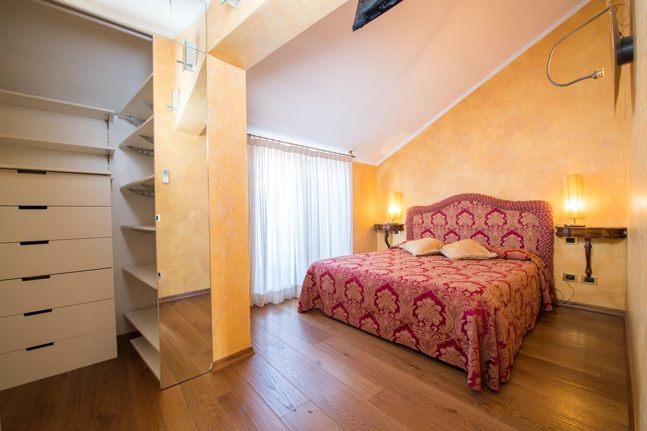 Savoia & Jolanda Apartments 2 เวนิส ภายนอก รูปภาพ